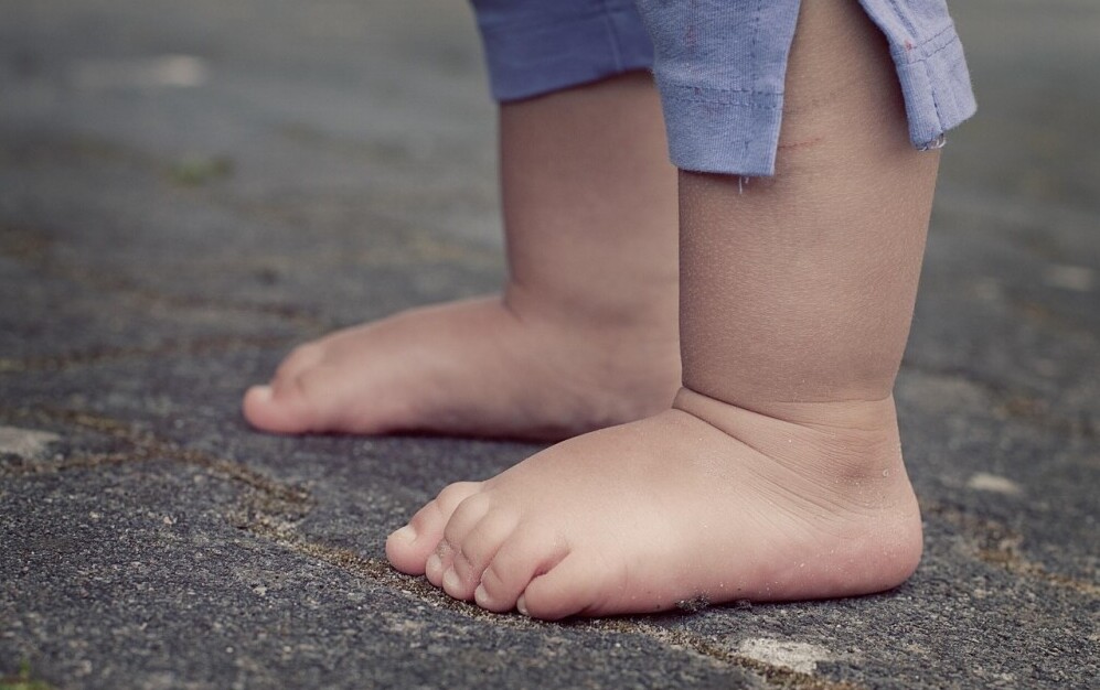 Toddler's feet